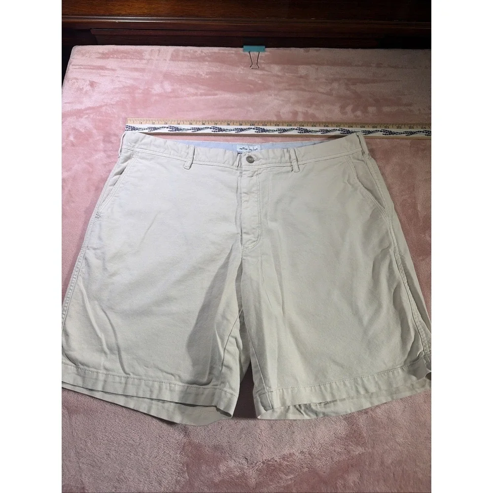Peter Millar Chino Shorts Mens 38 Khaki Tan Flat Front Cotton Blend. Canvas.